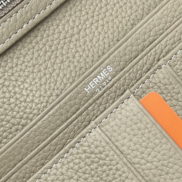 エルメス財布コピー着用イメージ